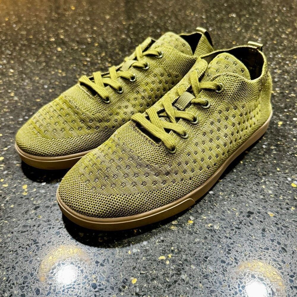 Suavs The Zilker Mesh Sneakers. Green. Size 8.
